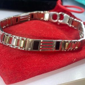 14k gold, silver , onix